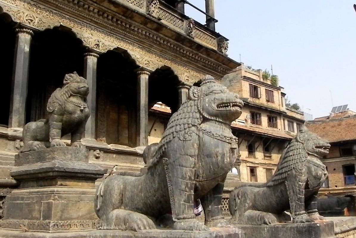 Kathmandu Patan Durbar Square 13 Krishna Mandir Is Guarded By Two Griffins and Two Lions 
